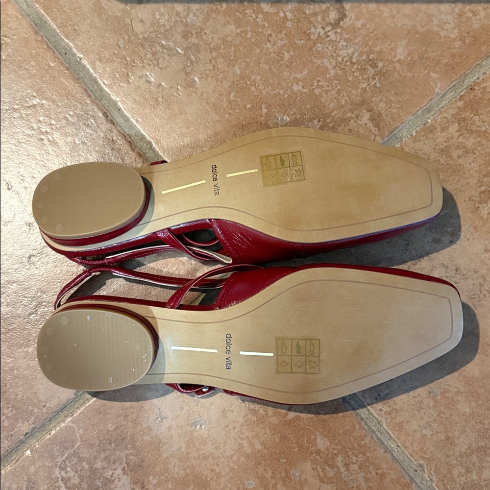 Dolce Vita Red Heeled Shoes - Picture 3 of 4